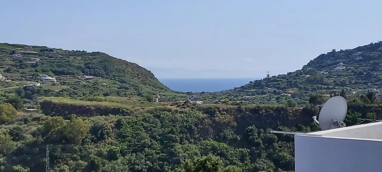 Casa Tra Cielo E Mare Bed & Breakfast Lipari  0*, Lipari (Isola Lipari)
