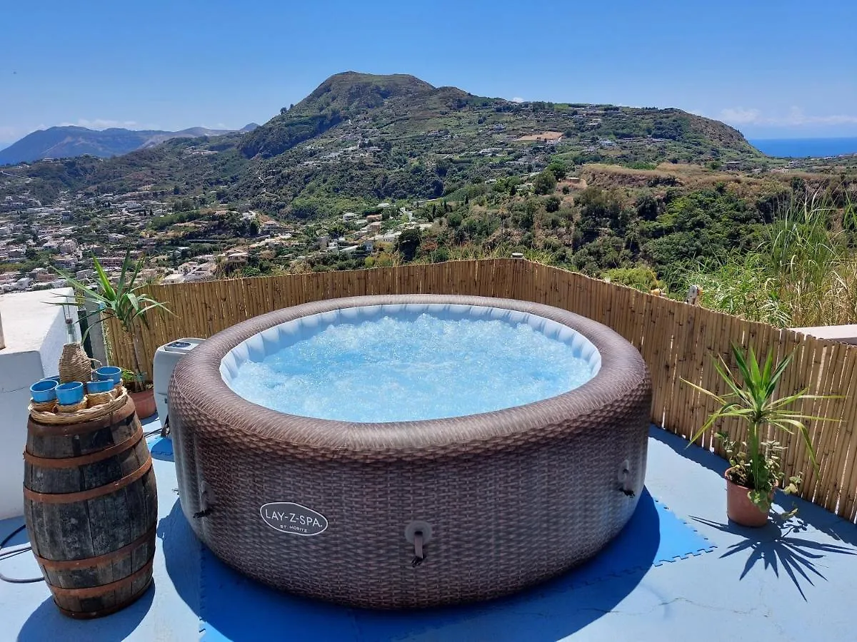 Casa Tra Cielo E Mare Bed and Breakfast Lipari  Bed & Breakfast Lipari (Isola Lipari)
