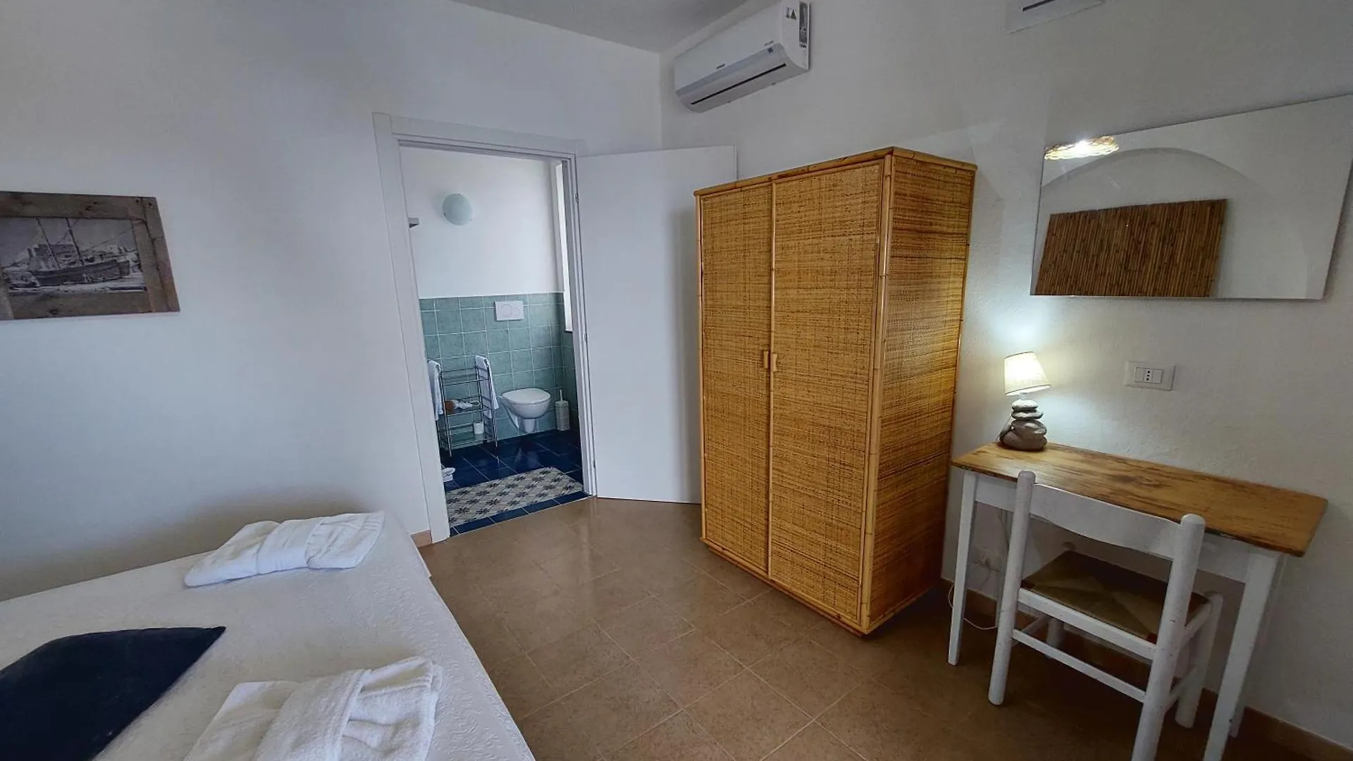 Casa Tra Cielo E Mare Bed & Breakfast Lipari  0*, Lipari (Isola Lipari) Italy