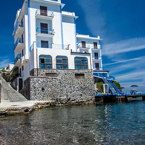 3* Hotel Rocce Azzurre
