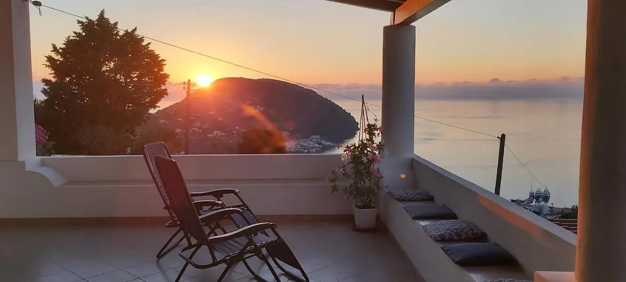 Bed and Breakfast Casa Tra Cielo E Mare Città di Lipari 0*,