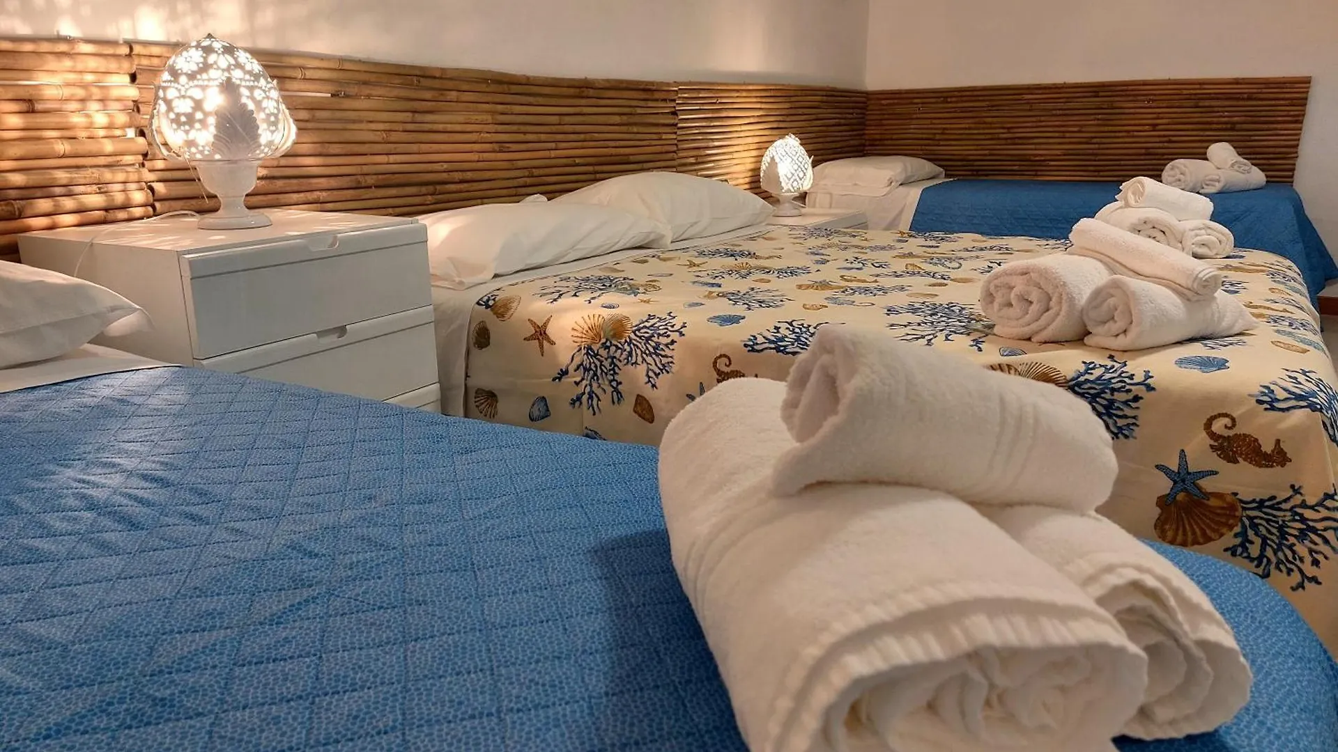 Bed and Breakfast Casa Tra Cielo E Mare Città di Lipari Bed & Breakfast